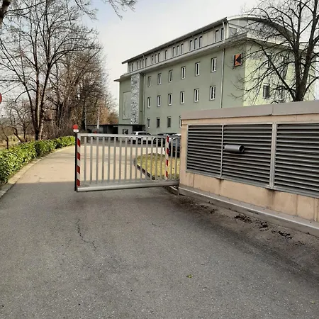 Kolpinghaus Hostel *